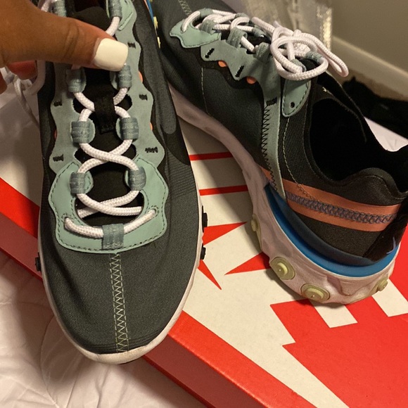 Nike React Element 55 - Picture 2 of 2
